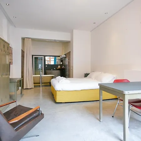 Hotel Karel *