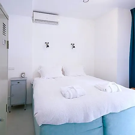 Karel Hotel