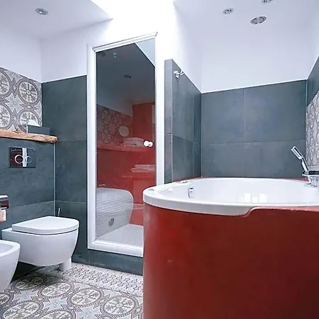 Hotel Karel *