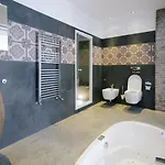 Karel Hotel *